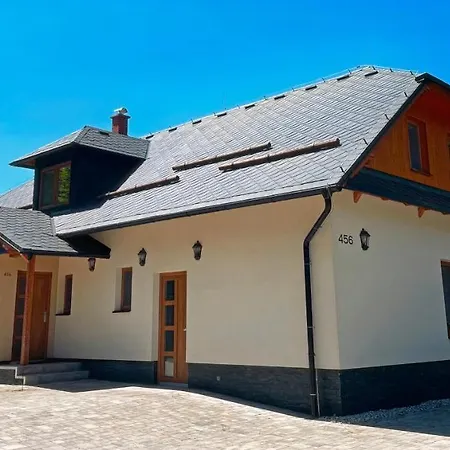 V Soukromi S Bazenem Tri Splavy Lodge *